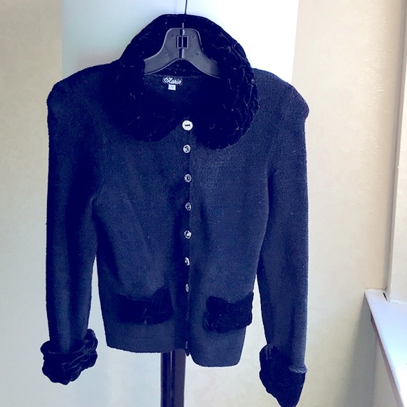 Elaris Sweaters - Black Stylized Sweater